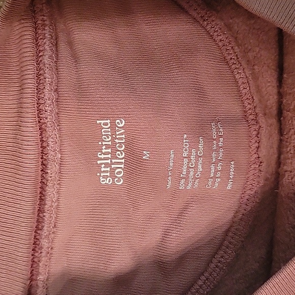 Girlfriend Collective 50/50 Cropped Sweatshirt - Picture 2 of 12